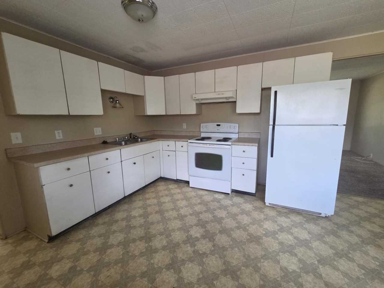 1516 Hale Dr - Photo 2 of 19