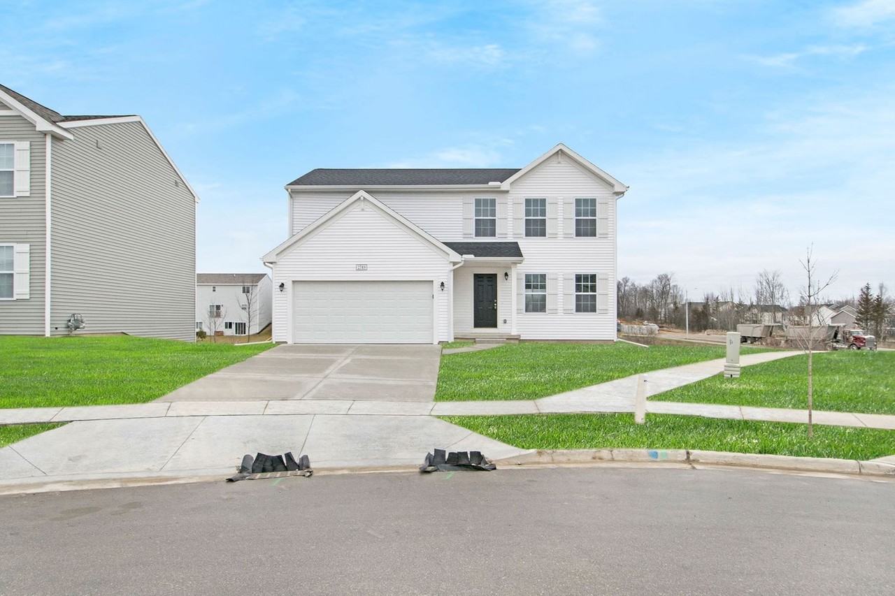 321 Catera Ct - Photo 2 of 31
