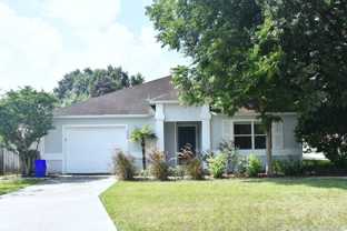 2527 Nw 37th Pl - Photo 1 of 1