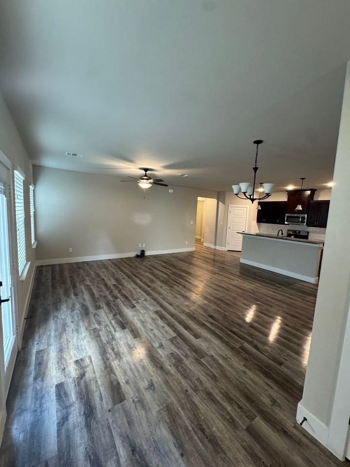 665 The Cottages Dr - Photo 3 of 19