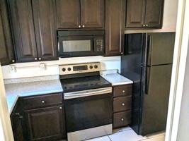 featured image of 201 Hillmond St