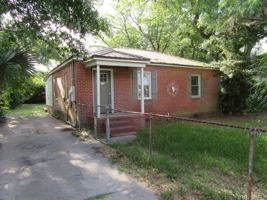 featured image of 1114 Fairland Ave