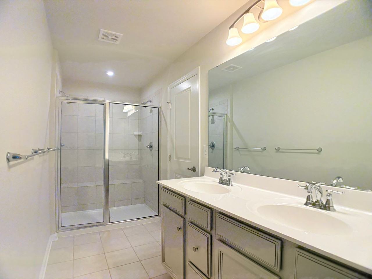 121 Capeside Ct - Photo 7 of 13