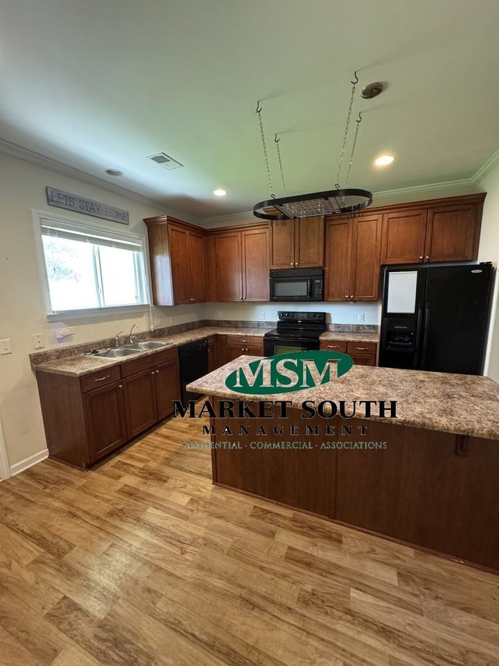 122 Acapella Avenue - Photo 2 of 40