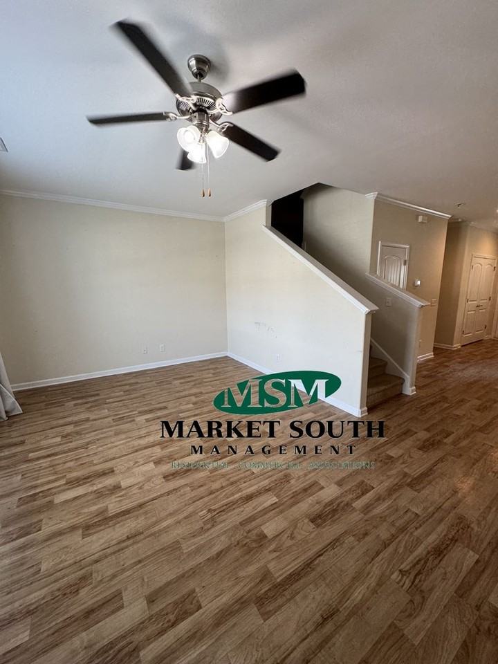 122 Acapella Avenue - Photo 5 of 40