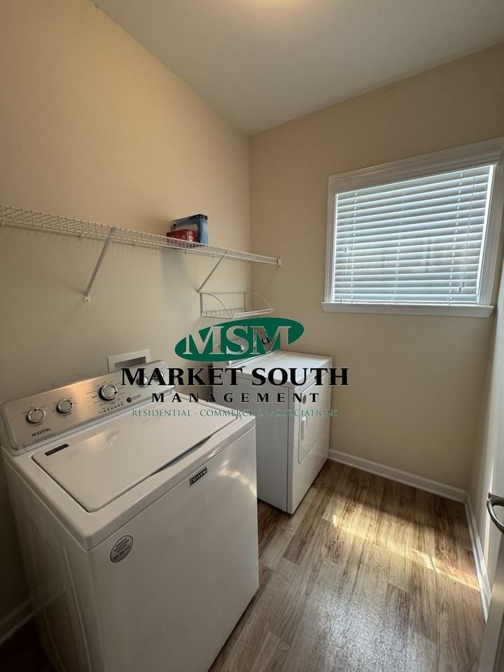 122 Acapella Avenue - Photo 6 of 40