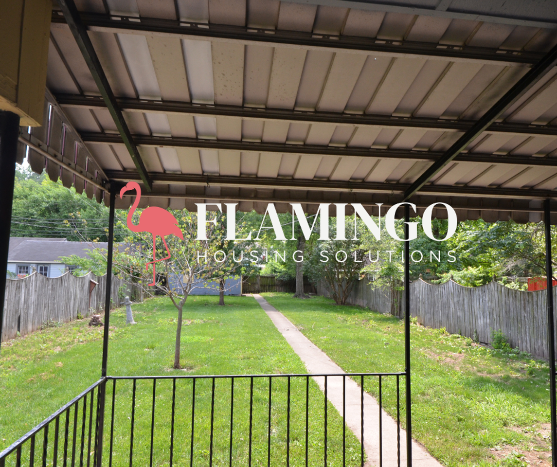 220 Park Dr - Photo 2 of 13