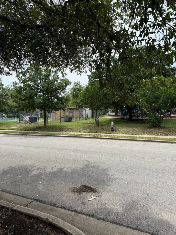 4209 Burnet Rd - Photo 2 of 29