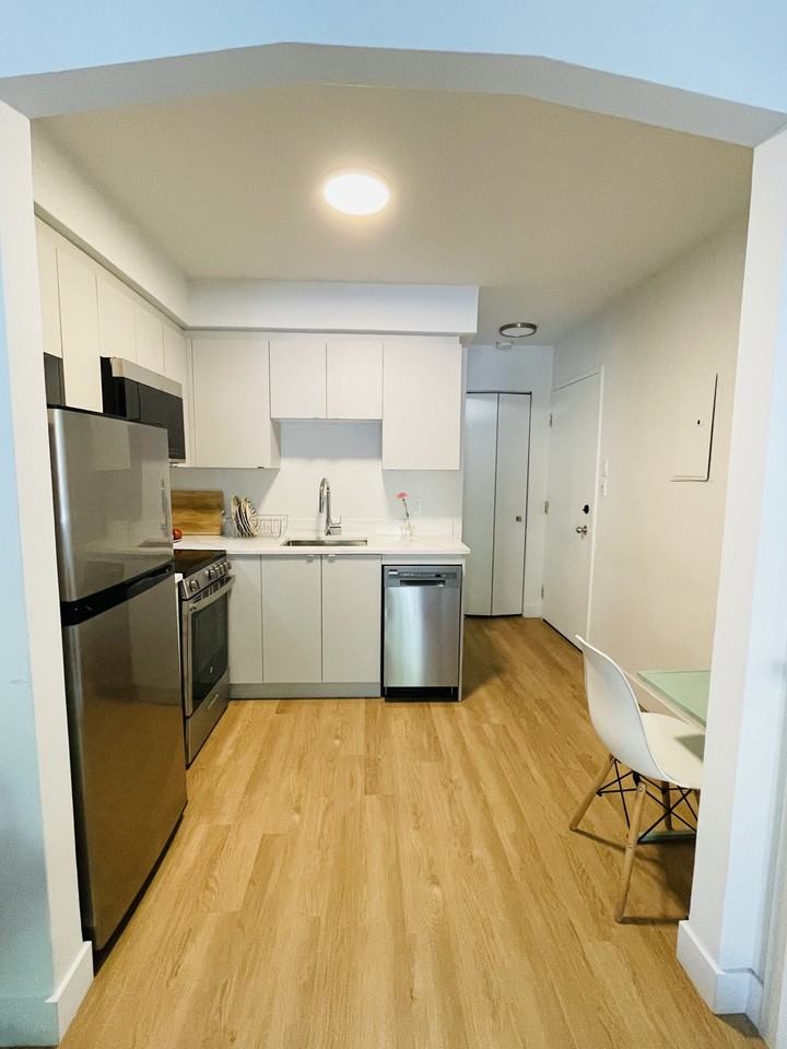 7084 Rue Clark #1 - Photo 3 of 7