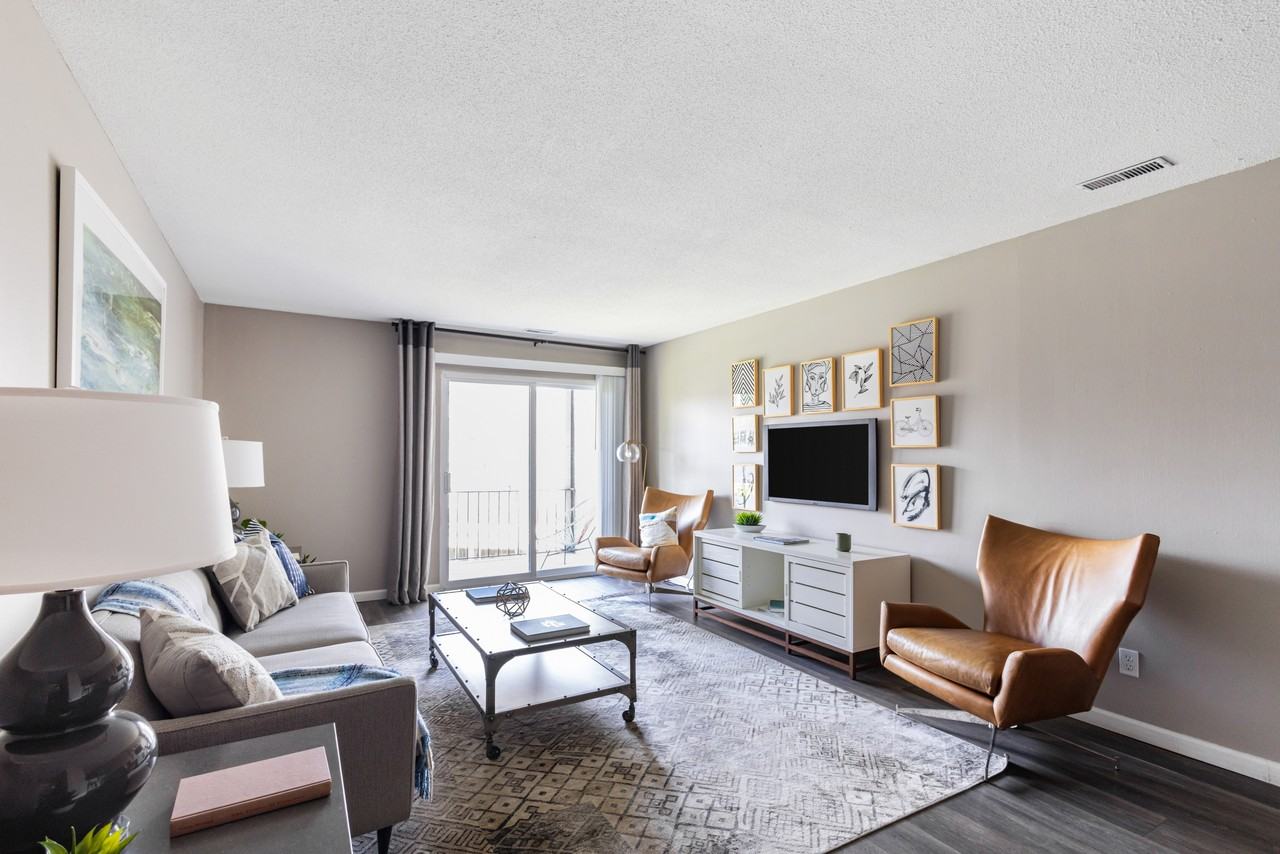 Vicino on the Lake - Photo 2 of 65