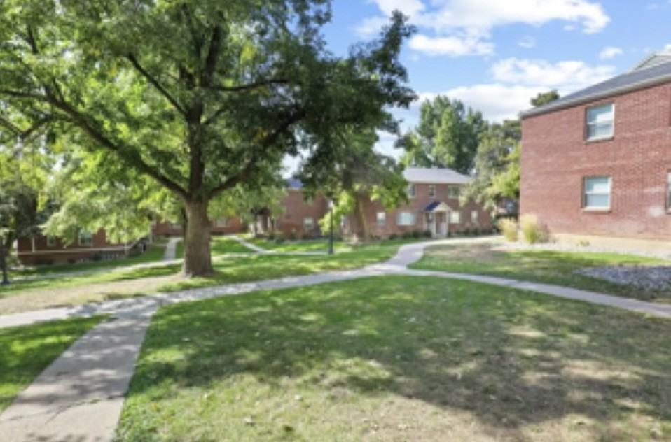 71 South Elizabeth Street - Photo 3 of 7