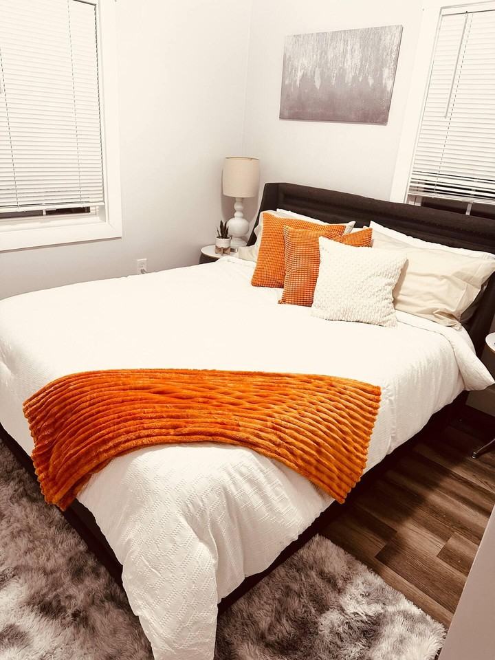 Hyacinth Ave Nw - Photo 5 of 17