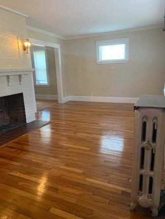 72 Goodenough St - Photo 3 of 12