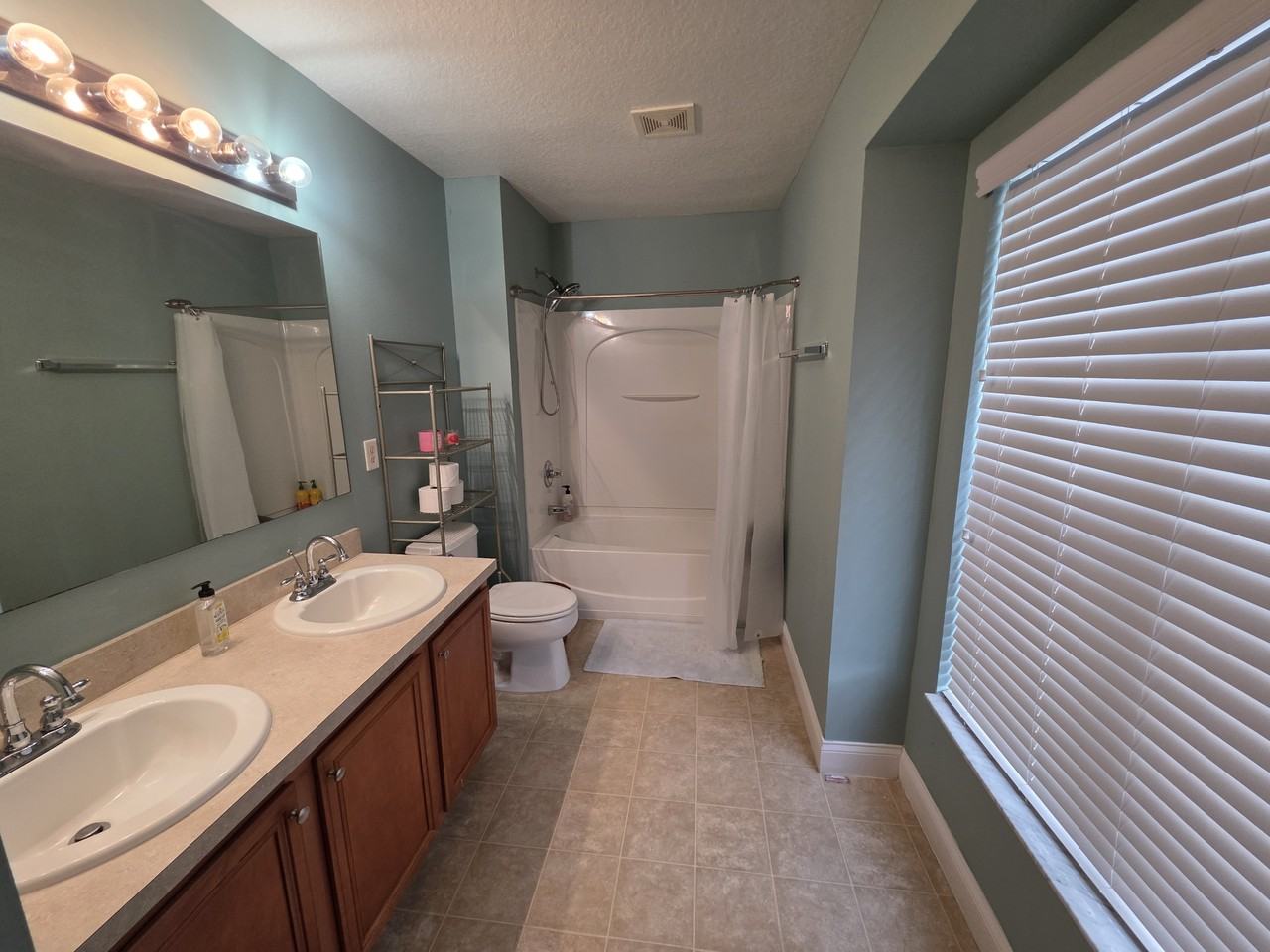 1585 Par Ct - Photo 7 of 10