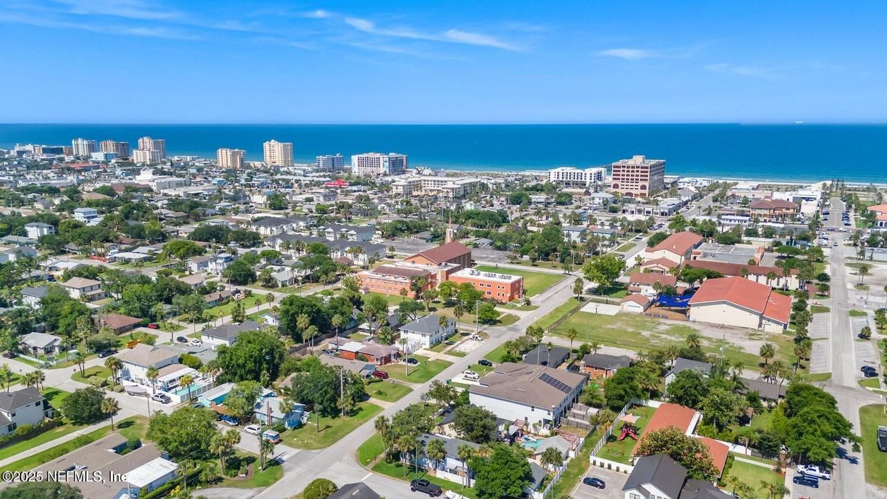 2nd Street Cir - Photo 3 of 29