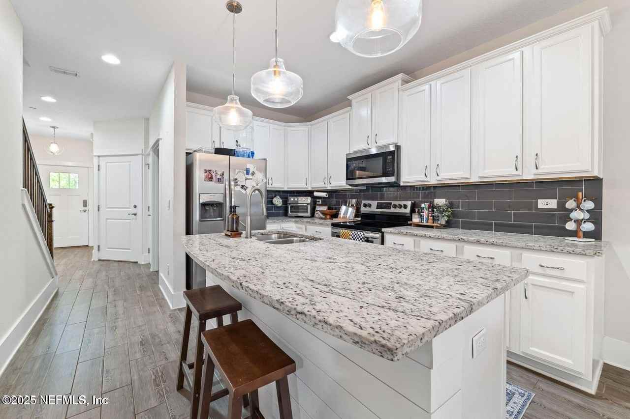 2nd Street Cir - Photo 7 of 29