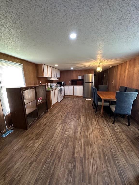 173 Penny Dee Dr - Photo 2 of 16
