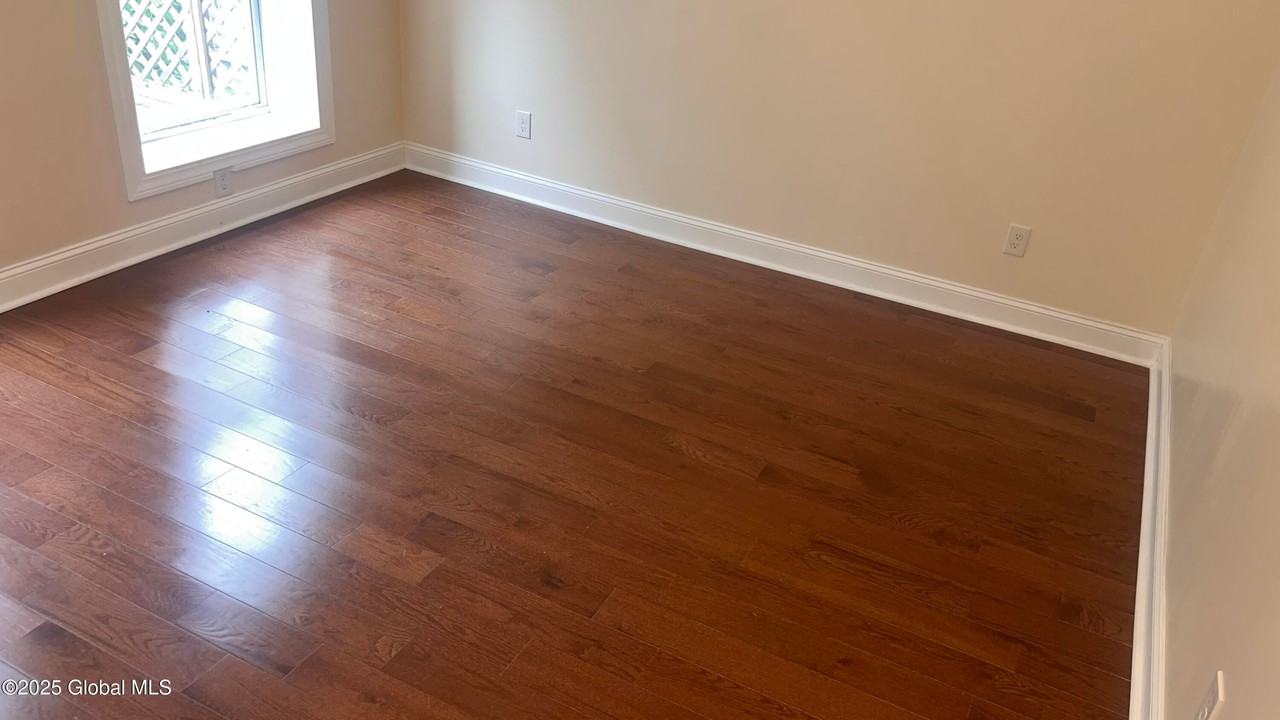 15 Delaware St - Photo 6 of 13