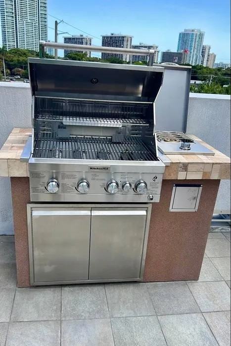 110 Southwest 12th Street - Photo 4 of 26