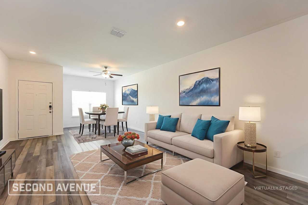 10907 Lafayette Loop - Photo 2 of 31