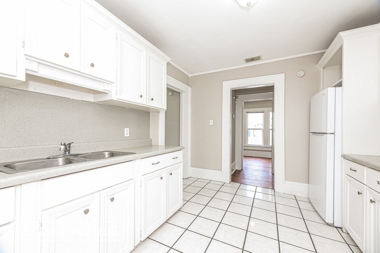 758 Escambia St - Photo 4 of 27