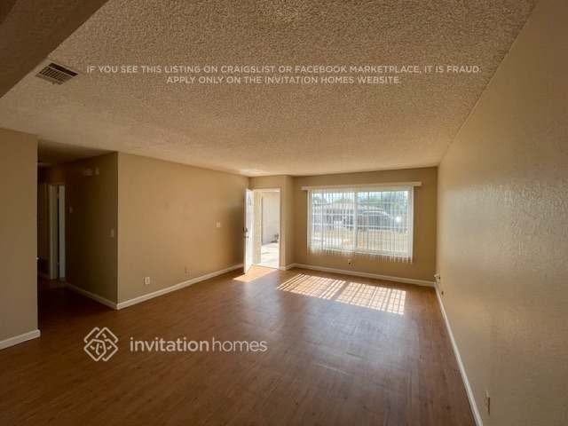 11946 Indian St - Photo 2 of 17