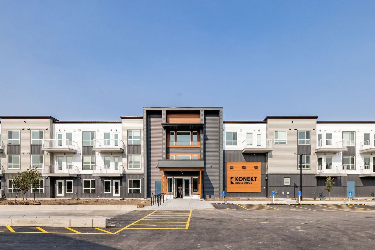 Konekt - 1605 17th Street SE - Photo 3 of 40