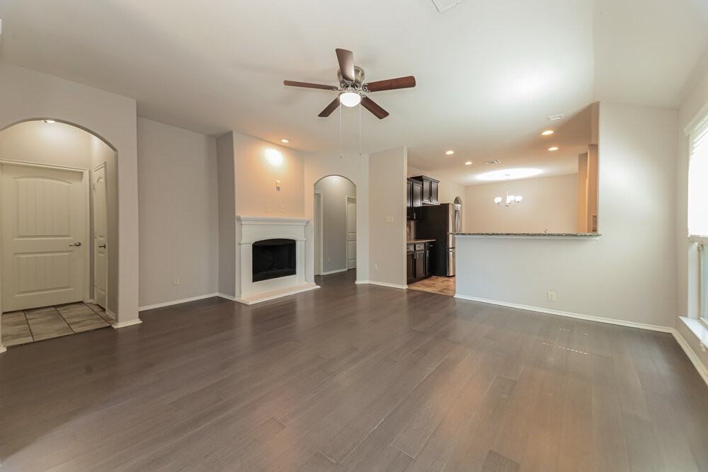 8905 Tenderfoot Ln - Photo 3 of 15