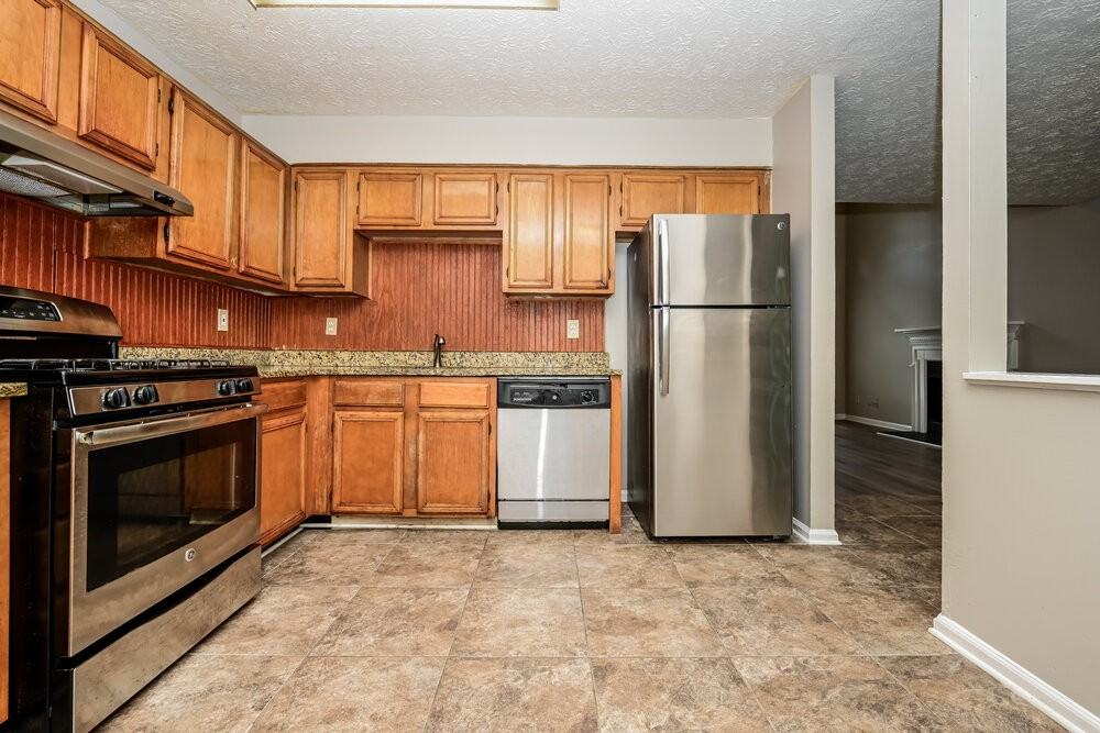 3489 Newberry Trl - Photo 6 of 17