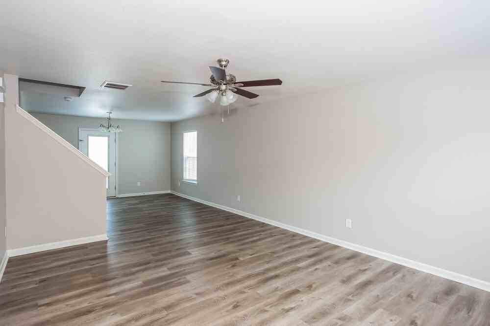 1350 Haestad Ct - Photo 7 of 17