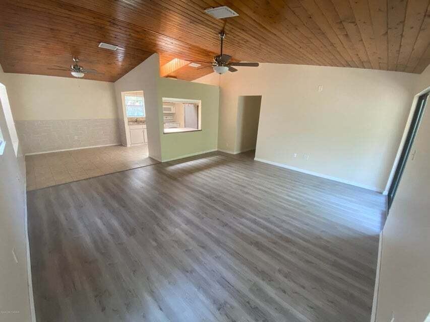 594 San Luis Street Southwest - Photo 3 of 11