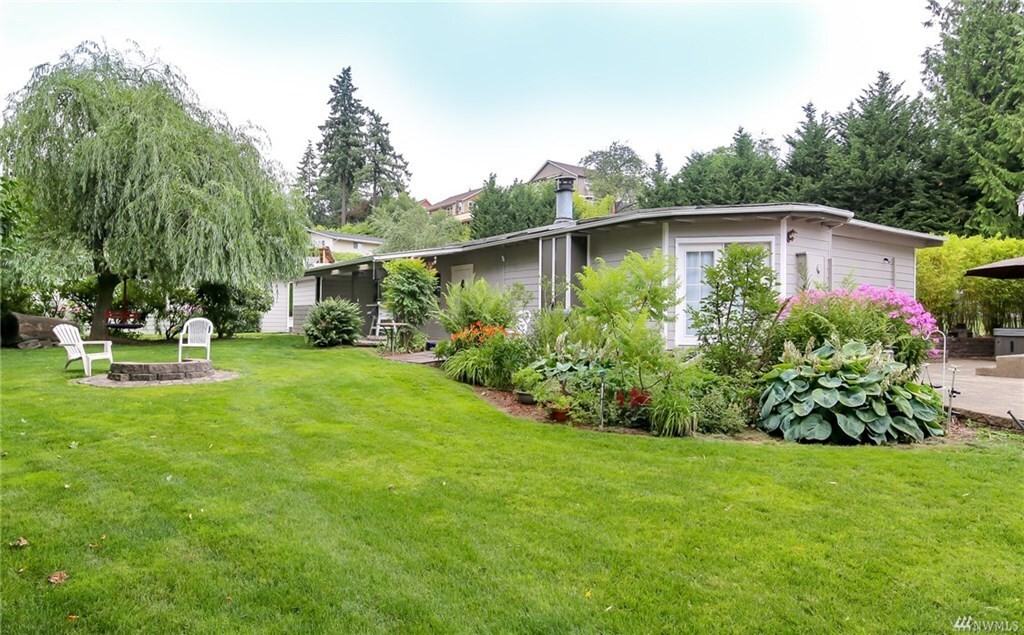 179 129th St E - Photo 2 of 9