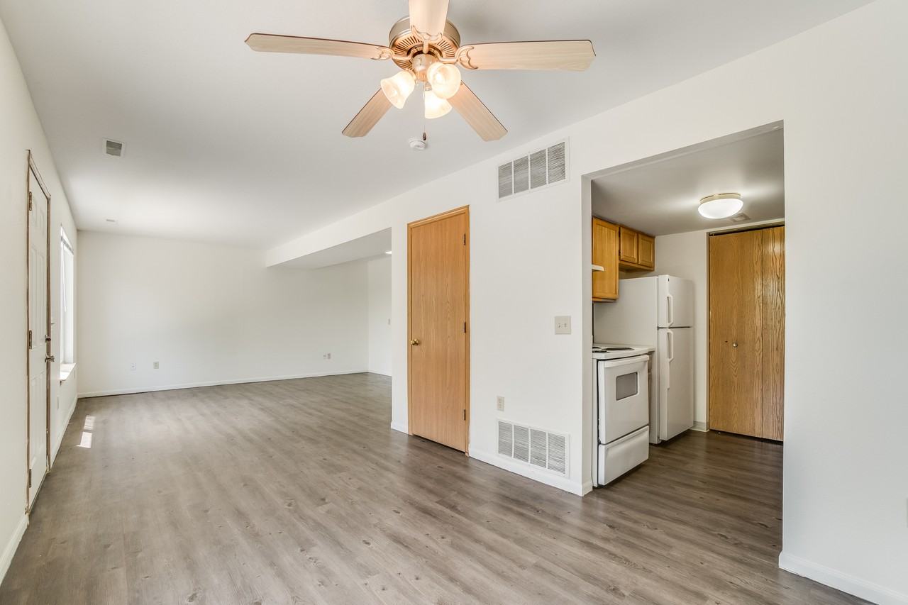 3411 BeauJardin Drive - Photo 4 of 10