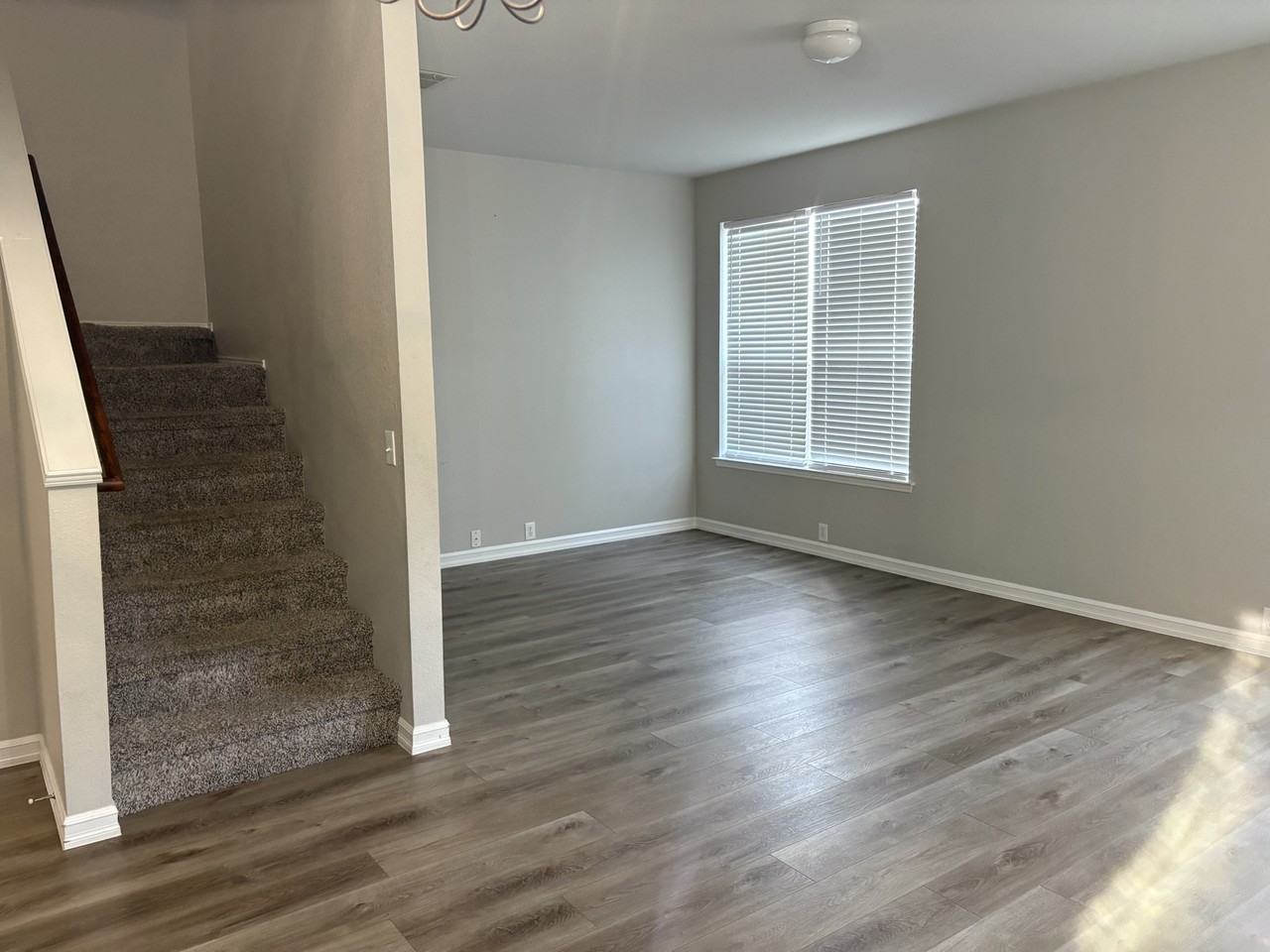 4113 Macy Lane - Photo 4 of 14