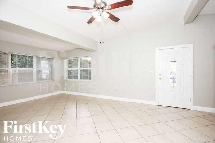 3481 Sw 20th St - Photo 3 of 15