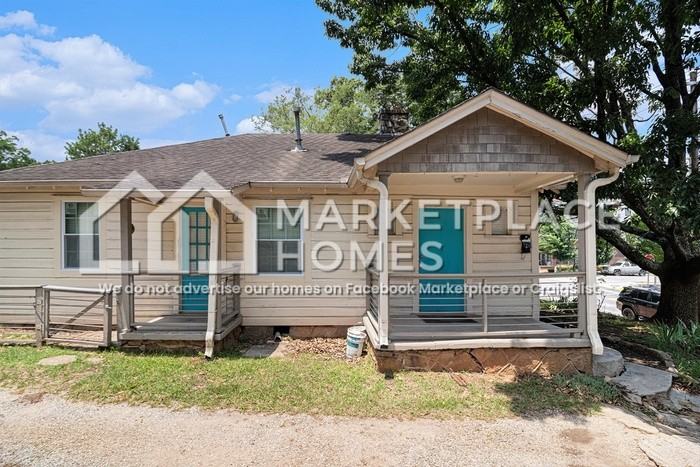 499 Woodward Ave Se - Photo 3 of 19