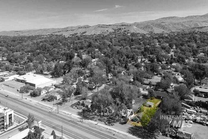 4122 W State St - Photo 2 of 36