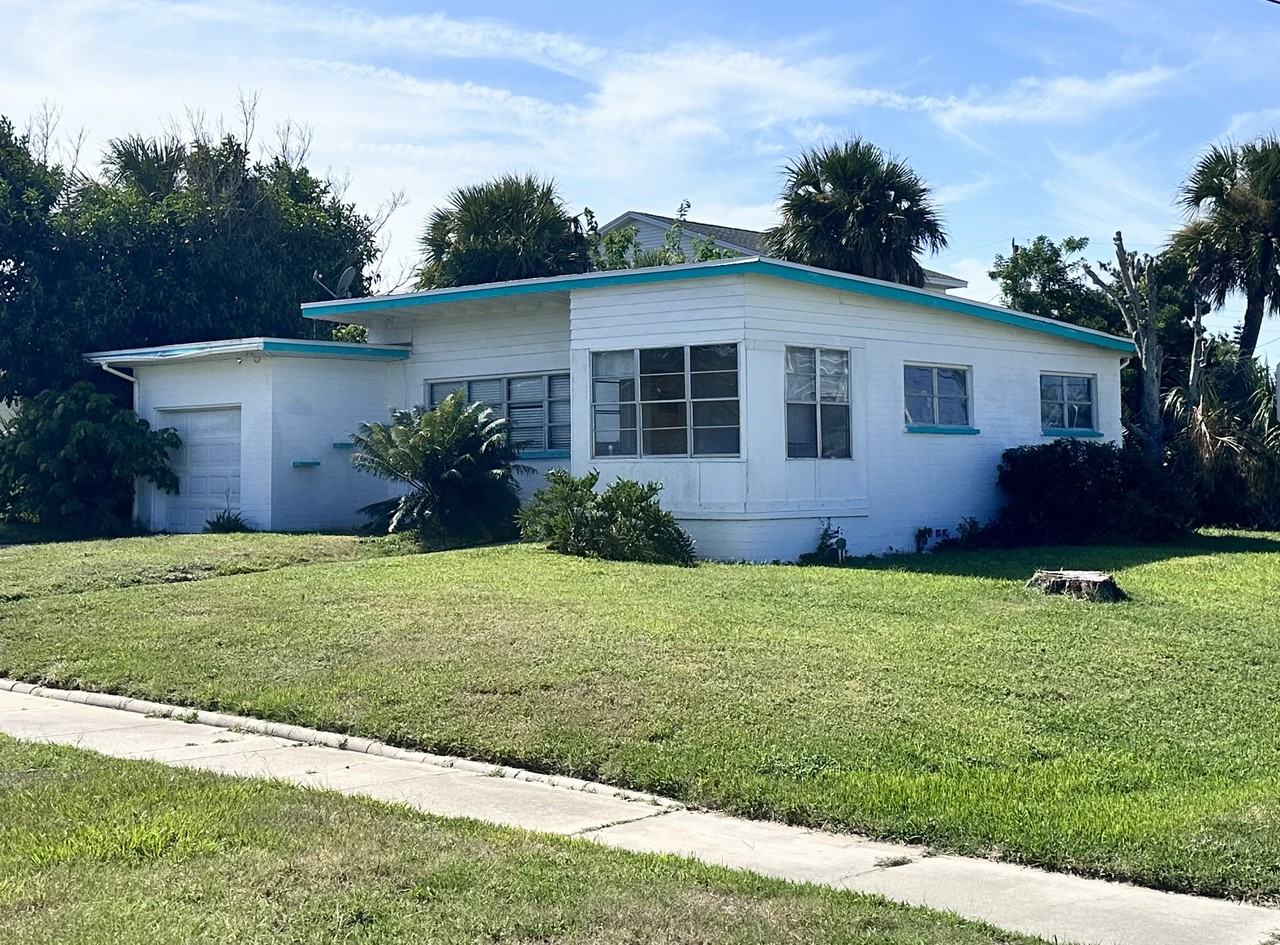 115 Park Ave #NA - Photo 3 of 8