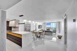 6039 Collins Ave #1736 - Photo 1 of 1