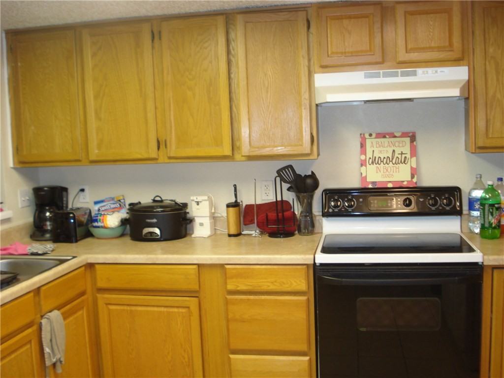 6736 Phoenix Pl - Photo 3 of 4