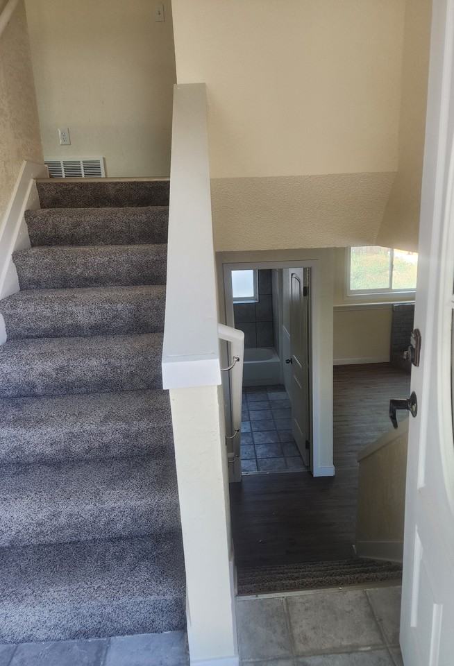 425 W Virginia Pl #NA - Photo 2 of 20