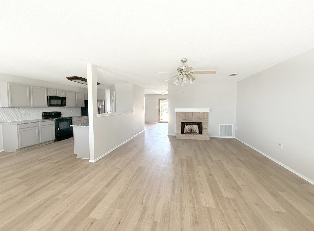 1419 Windy Meadows Dr #NA - Photo 6 of 22