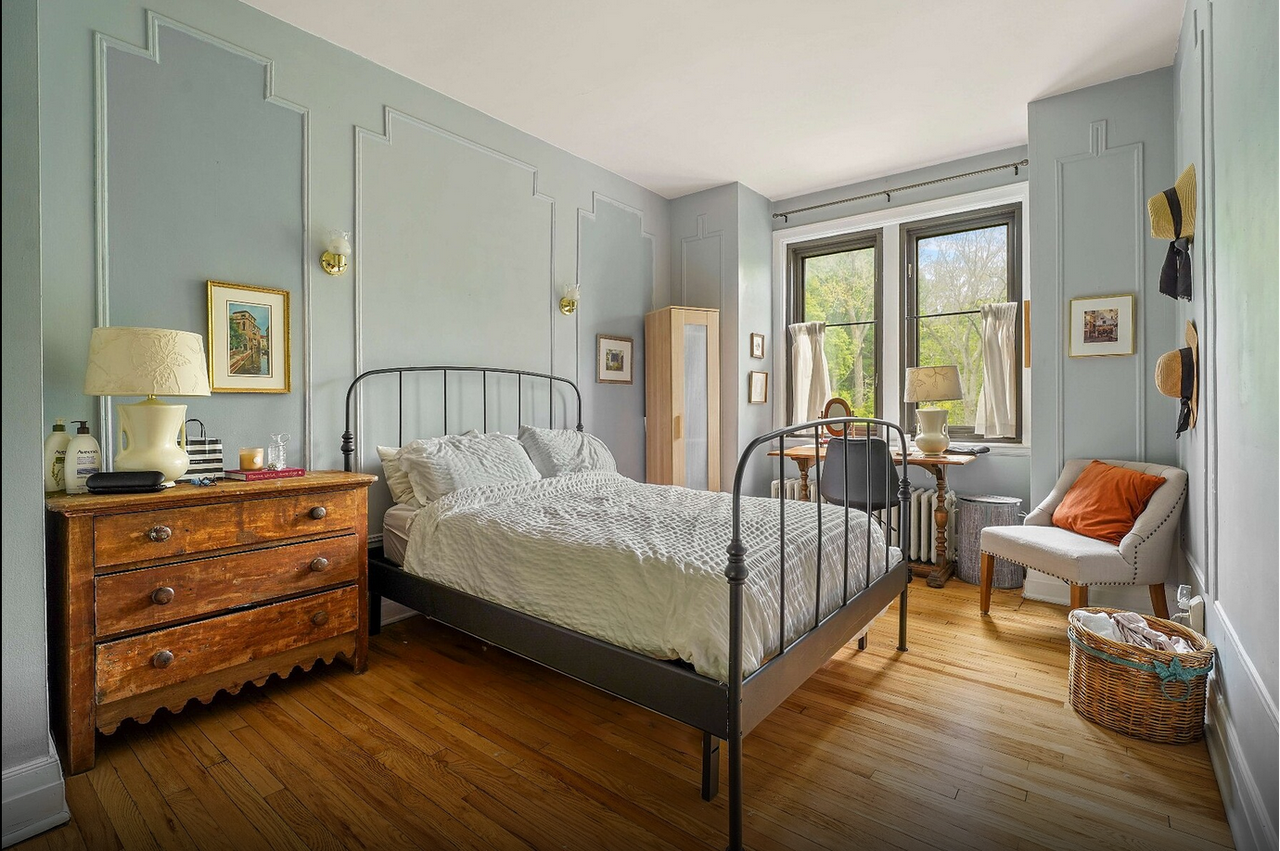 2715 Boulevard Édouard-Montpetit - Photo 5 of 9