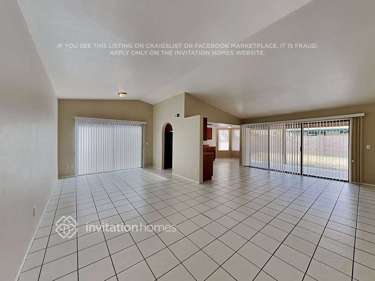 5608 W Cortez St - Photo 3 of 18