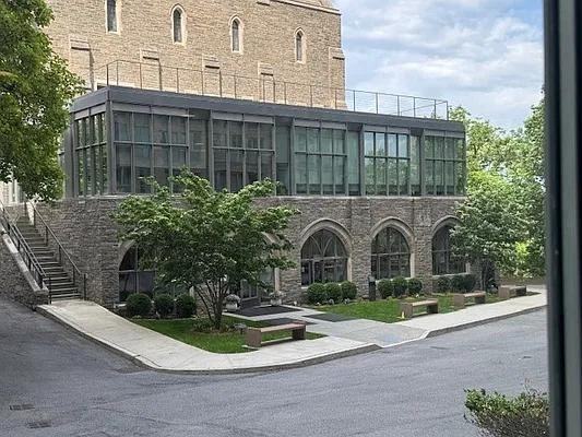 Morningside Dr #401 - Photo 4 of 20