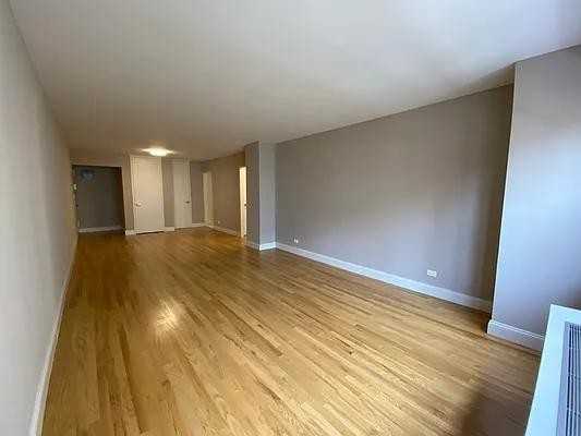 E 88th St #6J - Photo 3 of 20