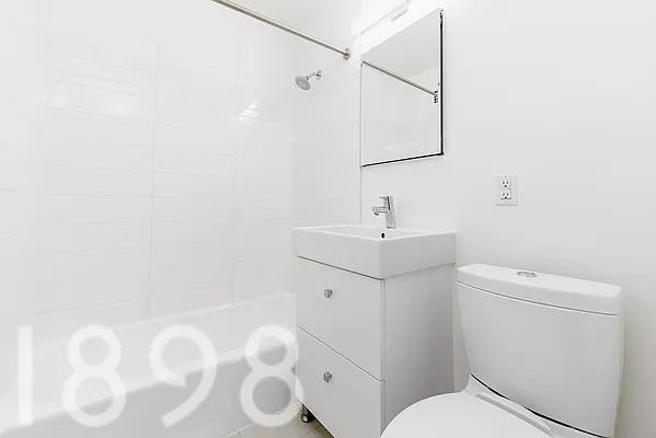 W 96th St #11DD - Photo 4 of 5