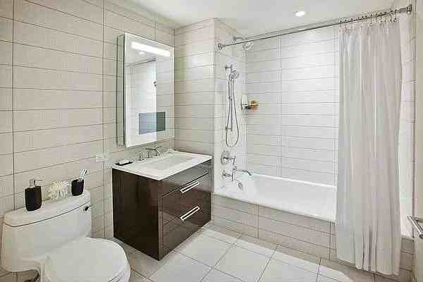 W 77th St #14M - Photo 5 of 9