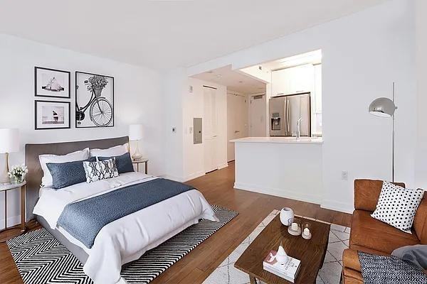 W 77th St #14C - Photo 2 of 20