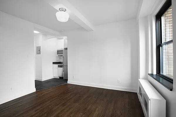 W 72nd St #2006 - Photo 2 of 13